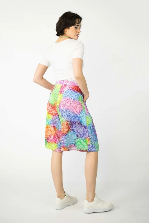 spodnie-wiskozowe-bermudy--BLOOM-white-vippi-design.2.jpg