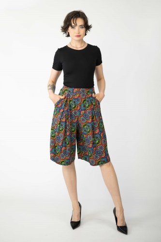 Spodnia-wiskozowe-bermudy-SOLAR-vippi-design.jpg