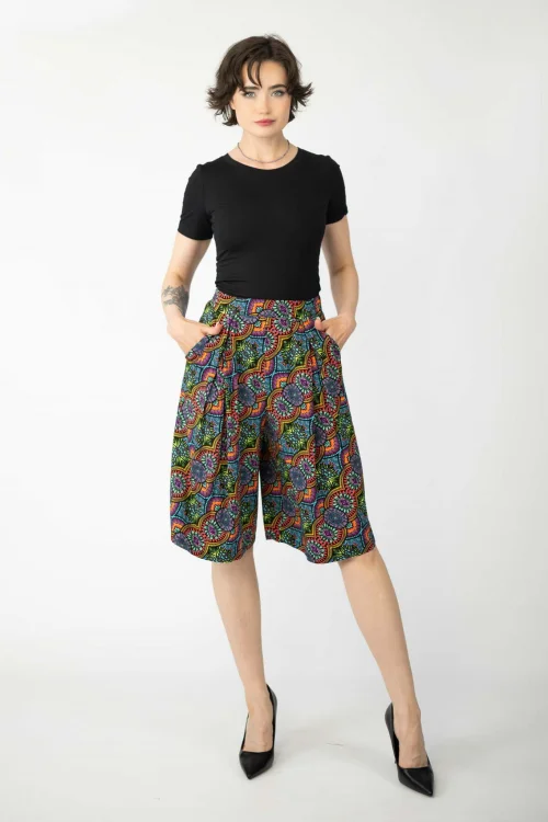 Spodnia-wiskozowe-bermudy-SOLAR-vippi-design.jpg