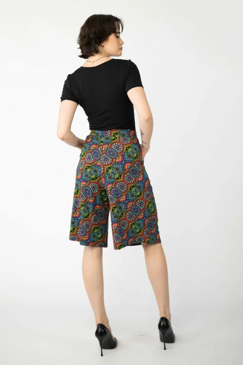Spodnia-wiskozowe-bermudy-SOLAR-vippi-design-2.jpg