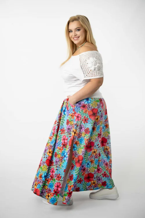Bluzka-z-szydełkową-aplikacją-na-ramieniu-i-spódnica-długa-POPPY-dot-vippi-design-8.jpg