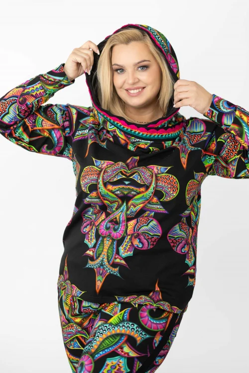 bluza-z-szydełkową-koronką-RAVEL-vippi-design-5.jpg