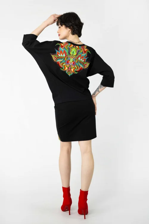 Spódnica-mini-czarna-z-aplikacją-i-bluzka-kimonowa-czarna-z-aplikacją-kolekcja-MEXICO-marka-vippi-design (16).jpg