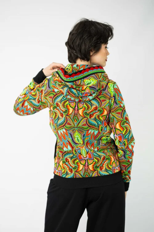 bluza-bomberka-z-szydełkową-koronką-i-spodnie-czarne-sportowe-szerokie-kolekcja-MEXICO-marka-vippi-design (1).jpg