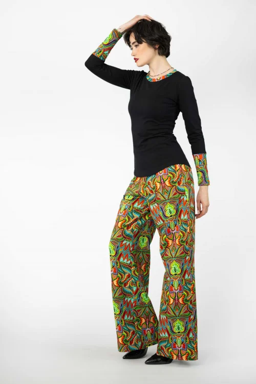 bluzka-czarna-z-kolorowymi-mankietami-spodnie-szerokie-dresowe-kolekcja-MEXICO-marka-vippi-design  (5).jpg