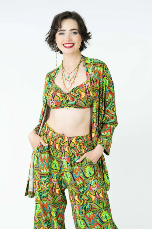 spodnie-wiskozowe-rozszerzone-na-dole,-kimono-krótkie-i-top-wiazany-kolekcja-MEXICO-marka-vippi-design-8.jpg