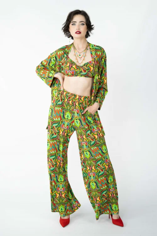 spodnie-wiskozowe-rozszerzone-na-dole,-kimono-krótkie-i-top-wiazany-kolekcja-MEXICO-marka-vippi-design-4.jpg