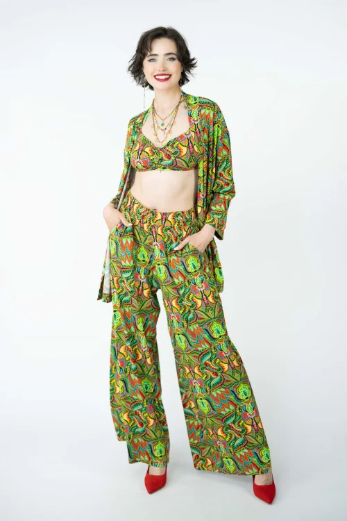spodnie-wiskozowe-rozszerzone-na-dole,-kimono-krótkie-i-top-wiazany-kolekcja-MEXICO-marka-vippi-design-7.jpg