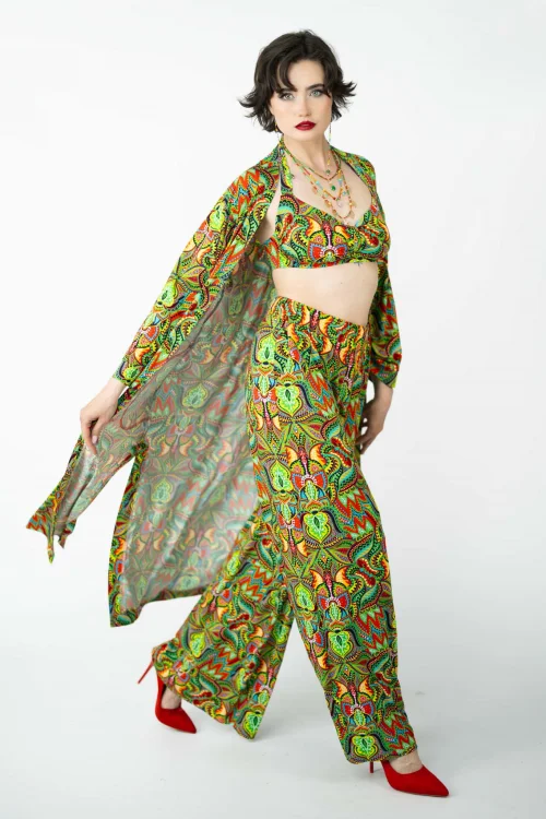 spodnie-wiskozowe-rozszerzone-na-dole,-kimono-długie-i-top-wiazany-kolekcja-MEXICO-marka-vippi-design-5.jpg
