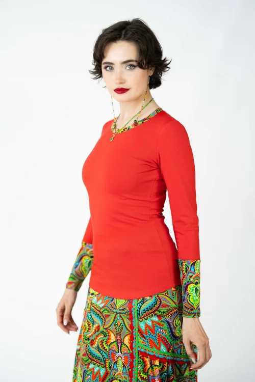 bluzka-czerwona-z-mankietami-kolekcja-MEXICO-marka-vippi-design.-2.jpg