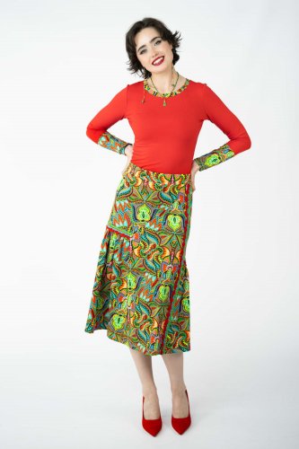bluzka-czerwona-z-mankietami-kolekcja-i-spódnica-z-falbanami-i-koronkami-szydełkowymi-MEXICO-marka-vippi-design.jpg