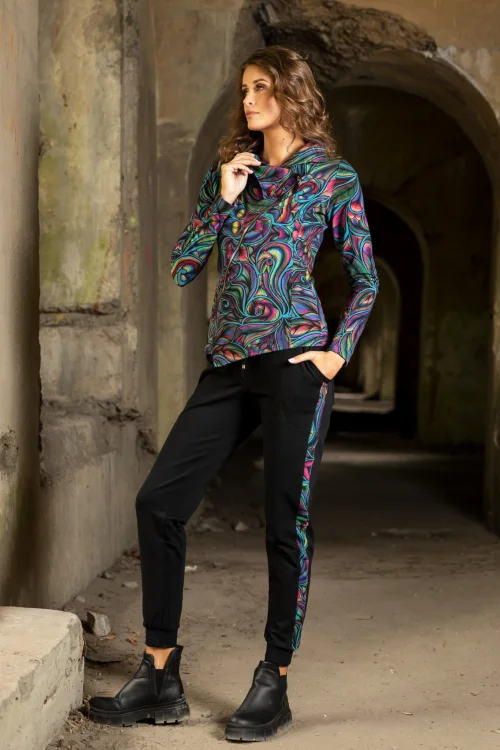 cluza-asymetryczna-i-spodnie-z-lampasami-BLOOM-vippi-design-22.jpg