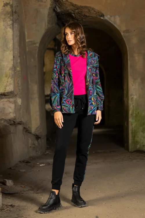 C-_BLOOM_jpg_spodnie-czarne-z-lampasami-i-i-długa-bluza--BLOOM-vippi-design.jpg