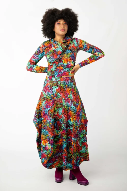 bluza-z-asymetrycznym-zapięciem-na-zamek,-stójka-i-spódnica-długa-origami-kolorowa,-kolekcja-SHINY,-marka-VIPPI-DESIGN-2.jpg