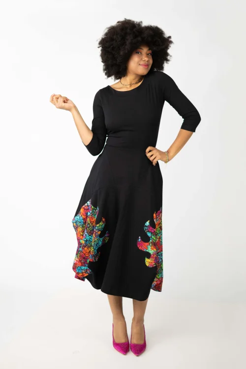 sukienka-midi-czarna-origami-z-aplikacjam,--kolekcja-SHINY-marka-VIPPI-DESIGN.jpg