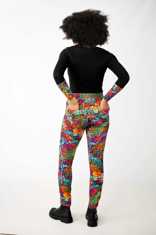 bluzka-czarna-z-mankietami-i-spodnie-z-mankietami,-kolekcja-SHINY-marka-VIPPI-DESIGN-2-3.jpg