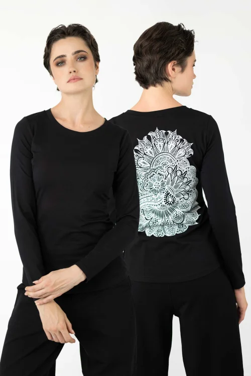 bluzka-z-długim-rękawem-czarna-FREE--kolekcja-BLACK-marka-vippi-design-4.jpg