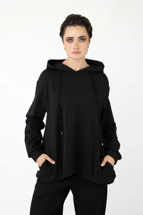 bluza-luźna-czarna-i-spodnie-czarne-o-kroju-baloon-kolekcja-BLACK-marka-vippi-design-4.jpg