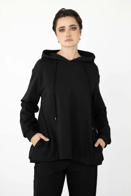 bluza-luźna-czarna-i-spodnie-czarne-o-kroju-baloon-kolekcja-BLACK-marka-vippi-design-1.jpg