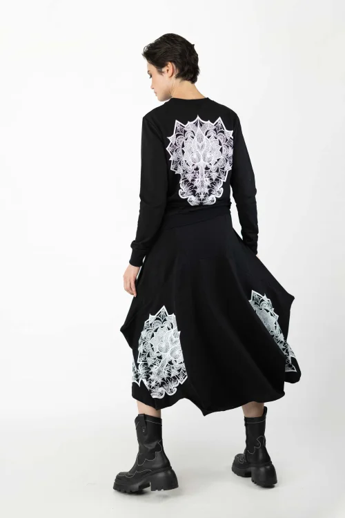 bluza-czarna-bezz-kaptura--kolekcja-BLACK-marka-vippi-design-7.jpg
