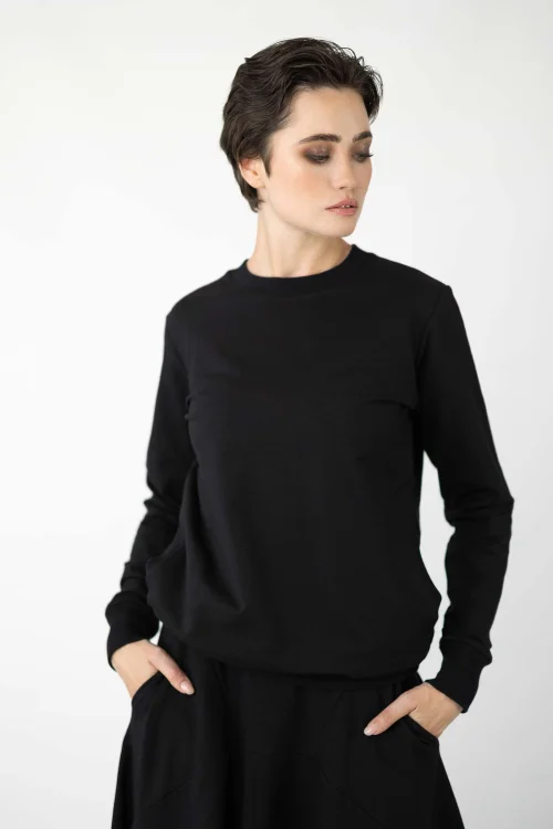 bluza-czarna-bezz-kaptura--kolekcja-BLACK-marka-vippi-design.jpg