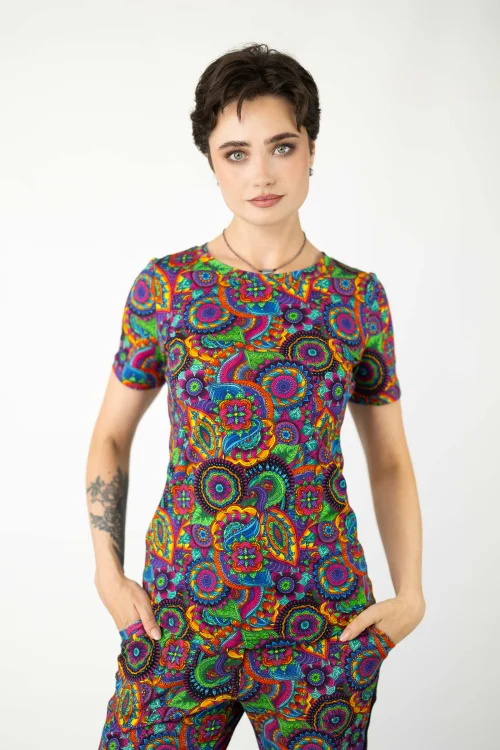 bluzka-klasyczna-dekolt-okrągły-krótki-rękaw--kolekcja-BLISS-marka-Vippi-design.jpg