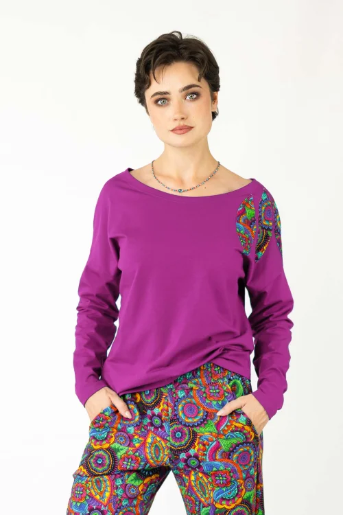bluzka-trapezowa-cyklamenowa-z-aplikacjami--kolekcja-BLISS-marka-Vippi-design-2.jpg