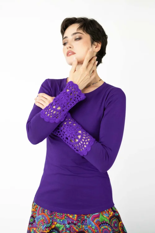 bluzka-fioletowa-z-szydelkowymi-rękawami-kolekcja-BLISS-marka-Vippi-design-5.jpg