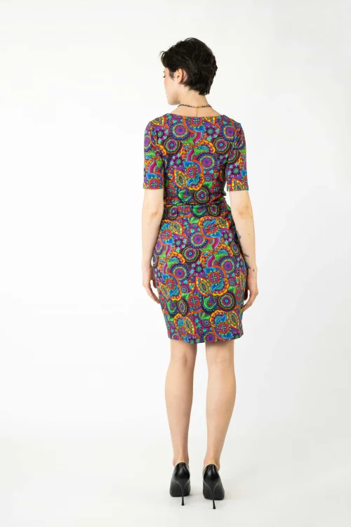 Sukienka-mini--kieszeniami-krotki-rękaw-kolekcja-BLISS-marka-Vippi-design-5.jpg