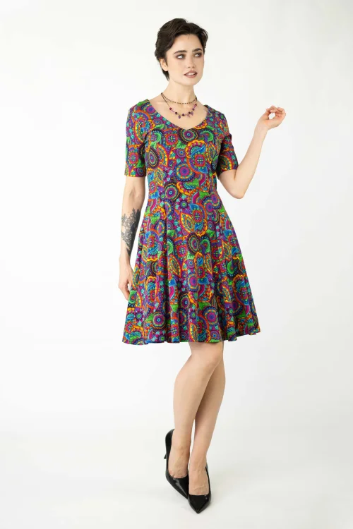 Sukienka-mini--rozkloszowana-kolekcja-BLISS-marka-Vippi-design-2.jpg