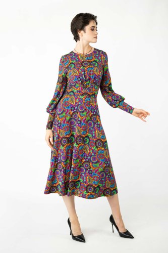 Sukienka-midi-wiskozowa-z-zakładkami-kolekcja-BLISS-marka-Vippi-design-02.jpg