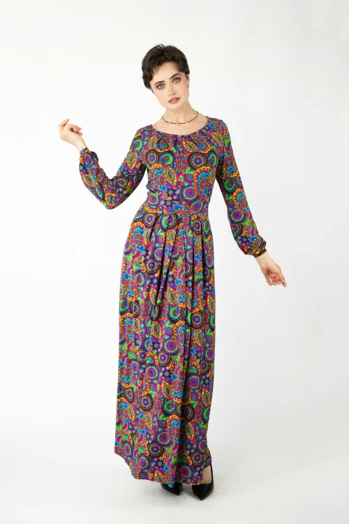 Sukienka-maxi-wiskozowa-z-zakładkami-kolekcja-BLISS-marka-Vippi-design-3.jpg