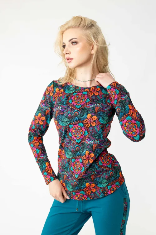 bluzka-klasyczna-kolorowa-kolekcja-marka-Vippi-design.2.jpg