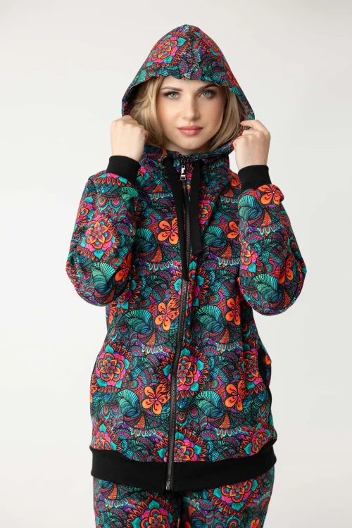 bluza-z-kapturem--marka-Vippi-design.jpg