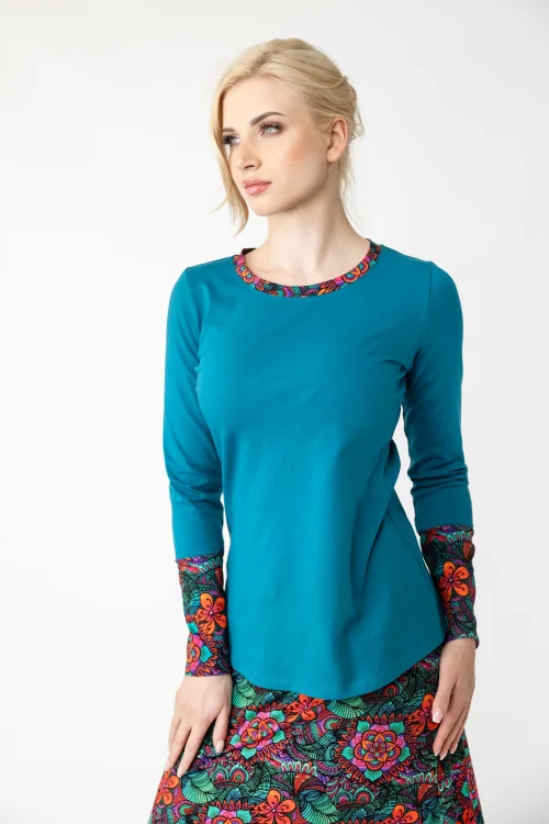 bluzka-petrolowa-z-kolorowymi-mankietami-marka-Vippi-design-3.jpg