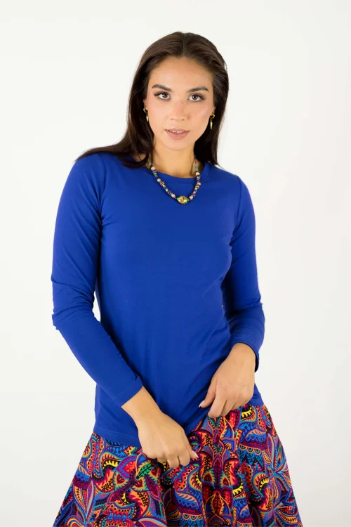 bluzka-klasyczna-chabrowa-z-aplikacją-na-tyle-kolekcjaMEXICO-violet-marka-Vippi-design-3.jpg