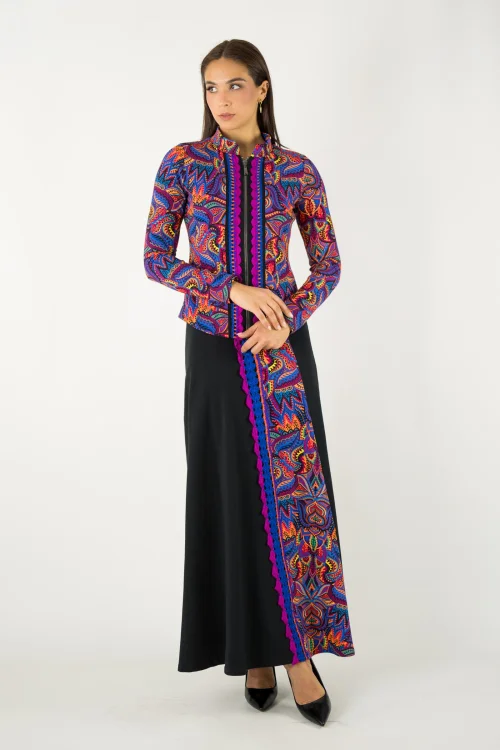 spódnica czarna długa z kolorową wstawką i szydełkową koronką  i żakiet z koronkąszydełkową ze stójką kolekcja MEXICO violet marka Vippi design (2).jpg