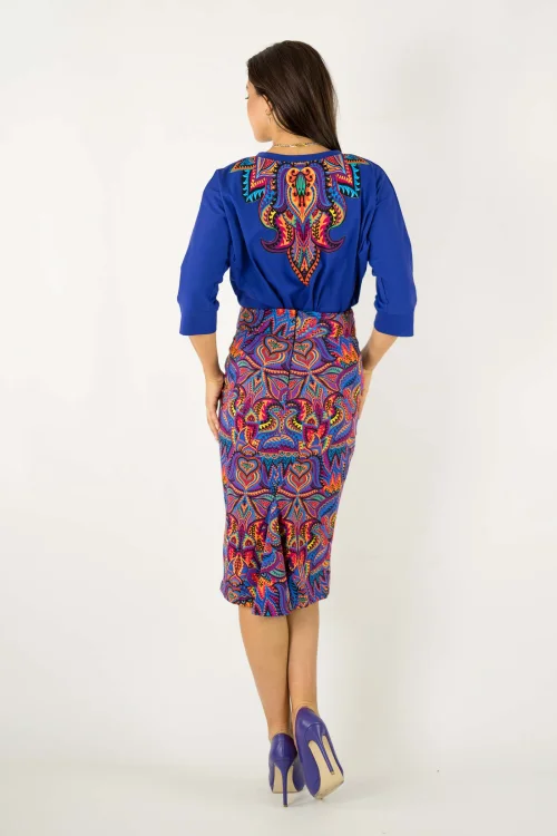 bluzka-kimonowa-chabrowa-z-aplikacją-na-tyle--kolekcja-i-spódnica-midi-z-godetem-z-tylu--MEXICO-violet-marka-VIPPI-design-7.jpg