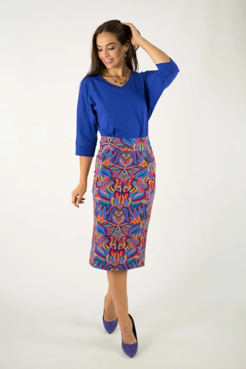 bluzka-kimonowa-chabrowa-z-aplikacją-na-tyle--kolekcja-i-spódnica-midi-z-godetem-z-tylu--MEXICO-violet-marka-VIPPI-design-3.jpg