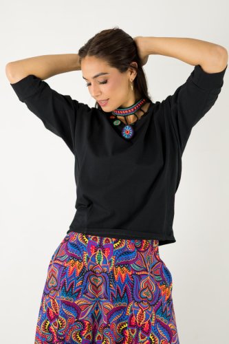 bluzka czarna kimonowa z aplikacją na tyle kolekcja MEXICO violet marka VIPPI design (3).jpg