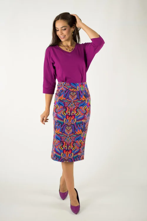 bluzka-kimonowa-cyklamenowa-z-aplikacją-na-tyle--kolekcja-i-spódnica-midi-z-godetem-z-tylu--MEXICO-violet-marka-VIPPI-design-7.jpg