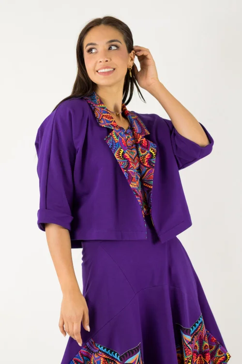 bluzka-klasyczna-kolorowa-i-spodnica-midi-origami-fiolet-z-aplikacjami-i-żakiet-luxny-krótki--kolekcja--MEXICO-violet-marka-VIPPI-design-2a.jpg