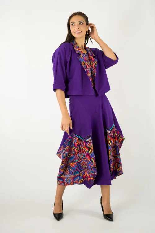 bluzka-klasyczna-kolorowa-i-spodnica-midi-origami-fiolet-z-aplikacjami-i-żakiet-luxny-krótki--kolekcja--MEXICO-violet-marka-VIPPI-design.jpg