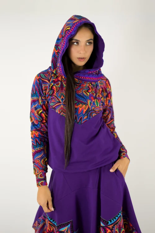 bluza-fioletowa-z-szydełkową-koronką-na-kapturze--kolekcja--MEXICO-violet-marka-VIPPI-design-4.jpg