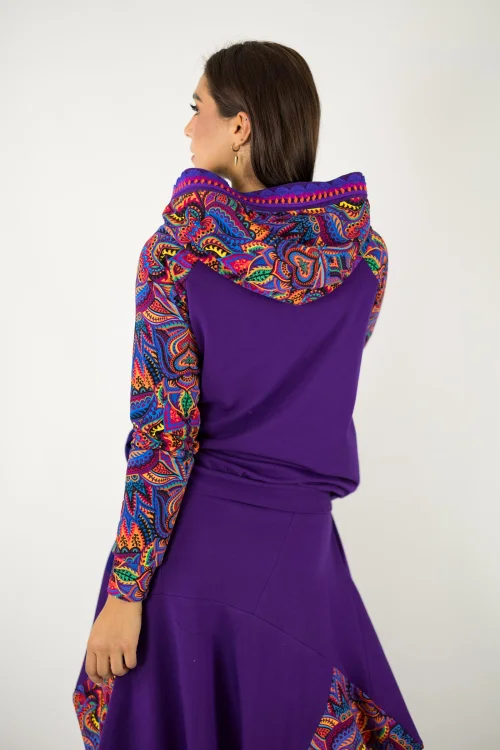 bluza-fioletowa-z-szydełkową-koronką-na-kapturze--kolekcja--MEXICO-violet-marka-VIPPI-design-3.jpg