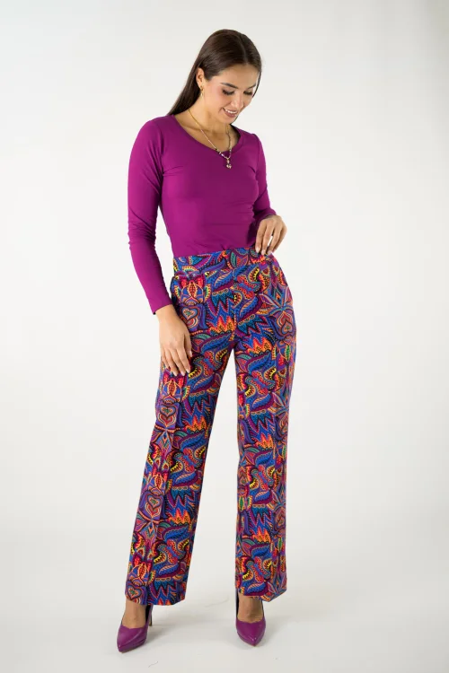 spodnie-szerokie-w-kant-i-bluzka-klasyczna-cyklamenowa-z-rozetą-na-plecach---kolekcja--MEXICO-violet-marka-VIPPI-design.jpg