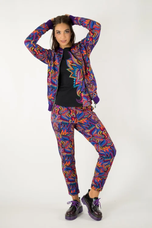 bluza-bomberka-ściągacze-fioletowe-i-spodnie-z-mankietami--kolekcja--MEXICO-violet-marka-VIPPI-design-2.jpg