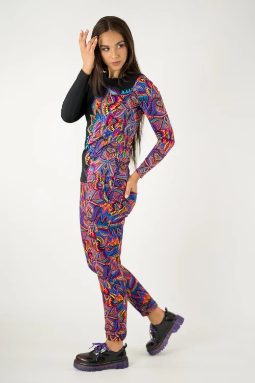 bluzka klasyczna czarna z aplikacją na boku kolekcja MEXICO violet marka VIPPI design (12).jpg