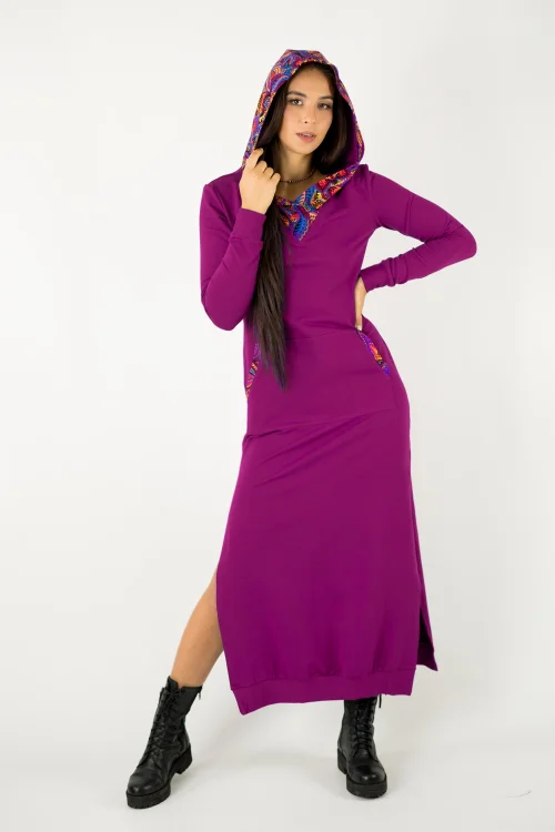 sukienka-długa-sportowa-z-kapturem-cyklamenowa-kolekcja-MEXICO-violet-marka-Vippi-design.6.jpg