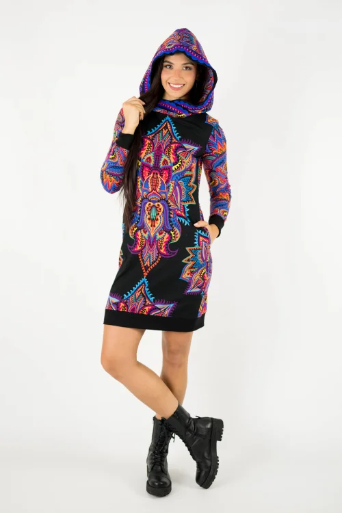 sukienka mini sportowa z kapturem i szydełkową koronką na kapturze kolekcja MEXICO violet marka VIPPI design (14).jpg